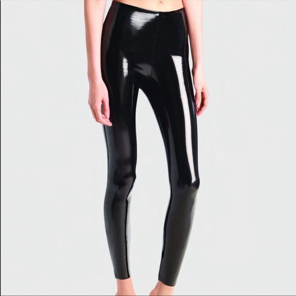 Commando Pants - COMMANDO black faux patent leather high shine leggings